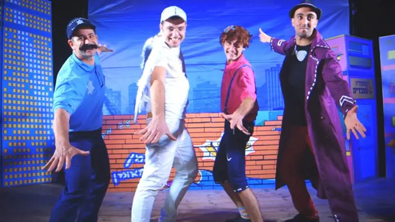 מתוך ההצגה 'היום המוזר ביותר בחייו של אורי'