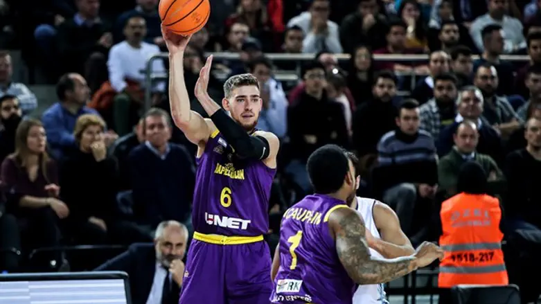 קליין הערב מול הטורקים