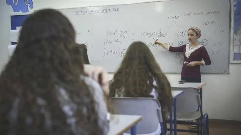 רשתות חינוך עלולות לקרוס תחת הנטל. אילוסטרציה