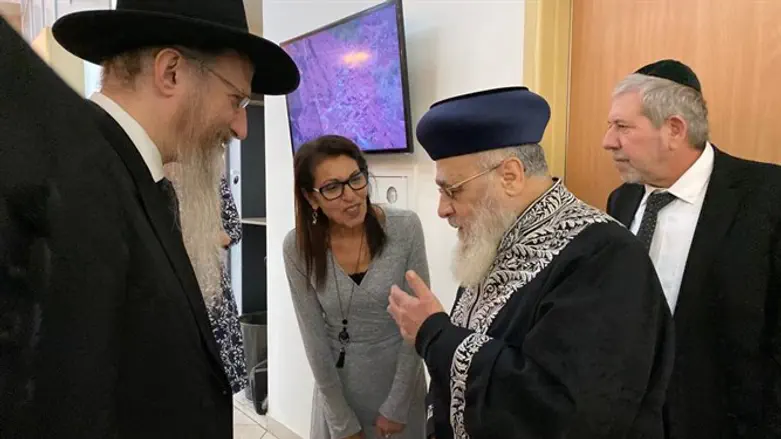 Rabbi Yosef and Rabbi Lazar with Yaffa Issachar
