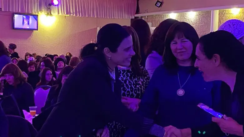 Shaked and N'shei Chabad