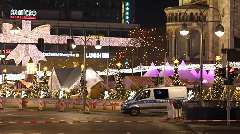 Police evacuated a Christmas market in Berlin