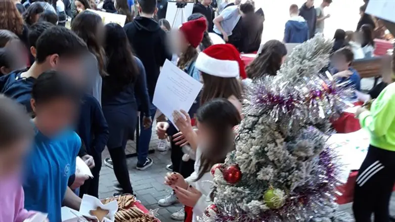 מיצג החג בחטיבת הביניים בהרצליה