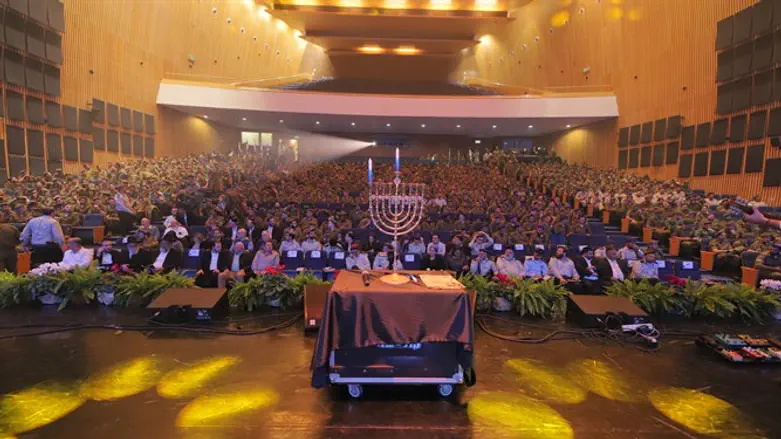 Event for 20th anniversary of the establishment of combat units for haredim