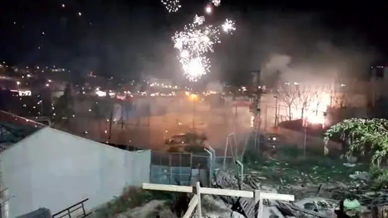 Обстрел фейерверками врейских домов на Масличной горе