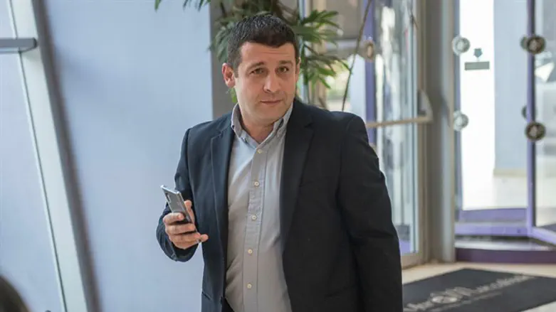 אלכס קושניר 