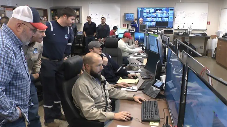 חדר הבקרה באסדת לוויתן