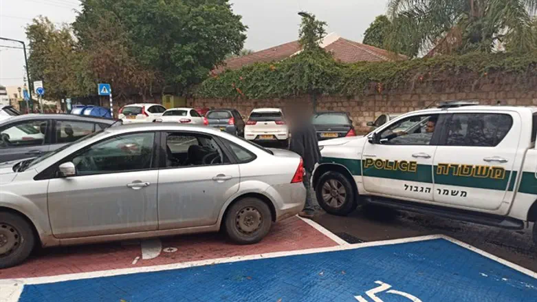 הרכב בו ננעל התינוק