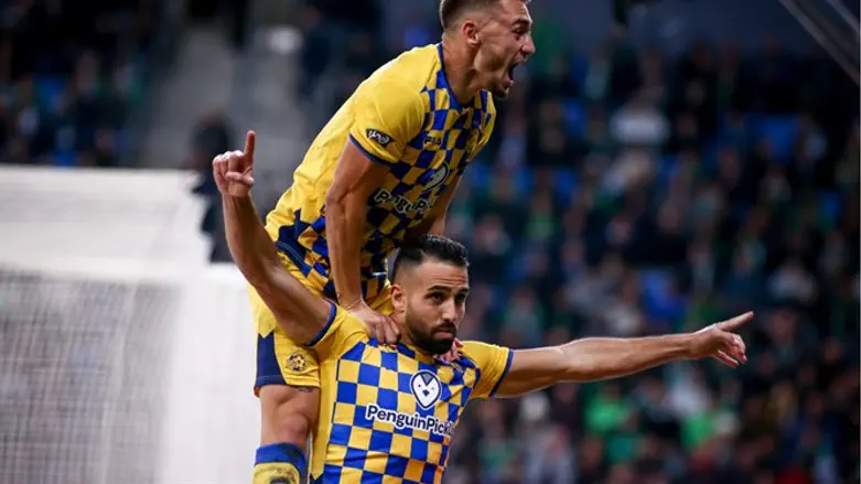 יונתן כהן ואצילי חוגגים ניצחון דרמטי הערב