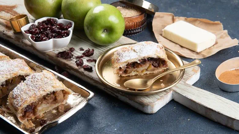 שטרודל תפוחים