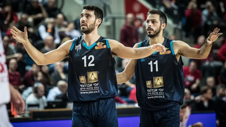 שחקני אילת חוגגים הערב ניצחון חוץ ראשון השנה