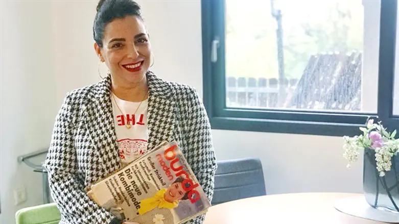 מחזירה עטרה ליושנה: הגר ומגזין בורדה