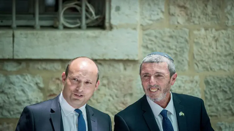 נפתלי בנט והרב רפי פרץ