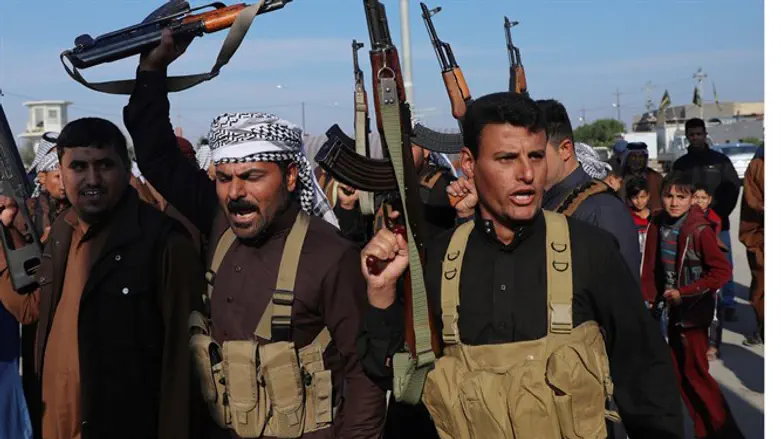 Protesters on the outskirt of Kerbala, Iraq