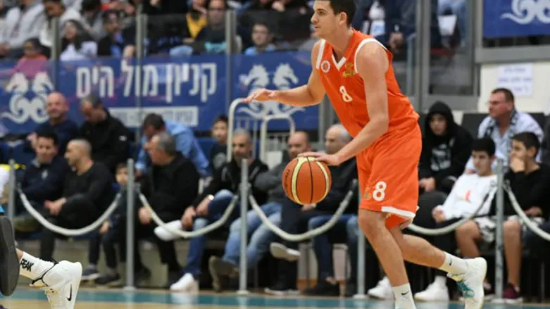 בורדיו הערב באילת. שותף לריצה המטורפת