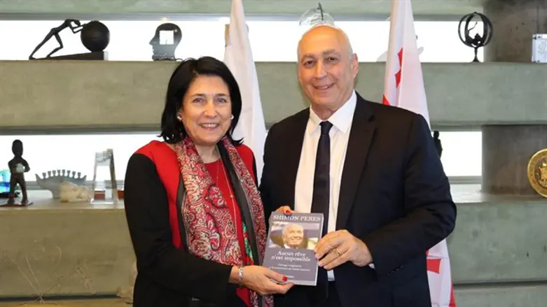 זוראבישווילי ופרס