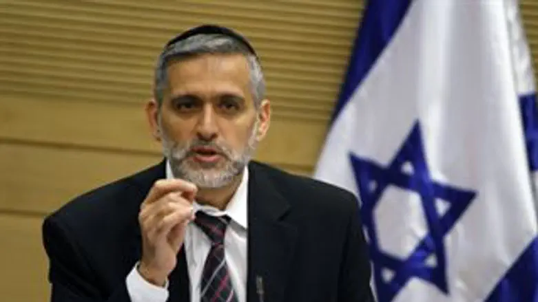 יודח? השר ישי