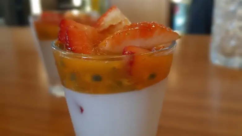 מלבי תות פסיפלורה