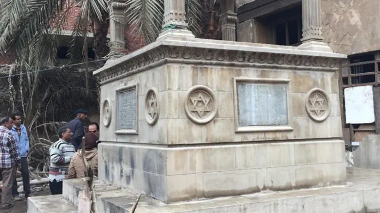 Bassatine Cemetery in Cairo