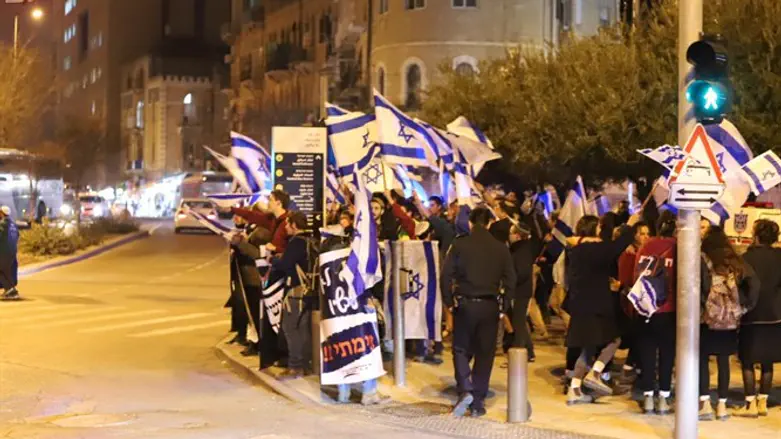 מפגנינים בעד ריבונות