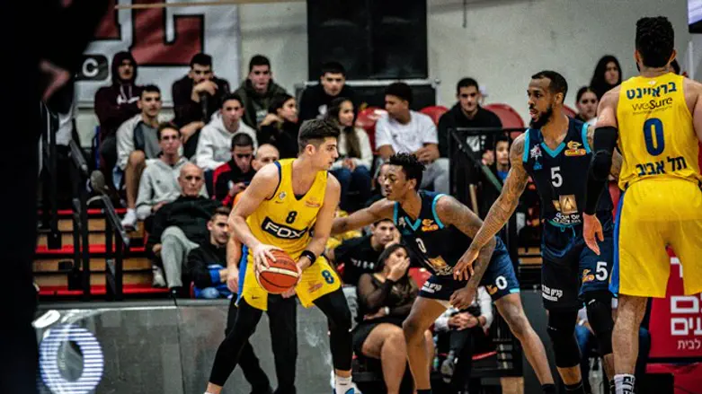 דני אבדיה מול אילת