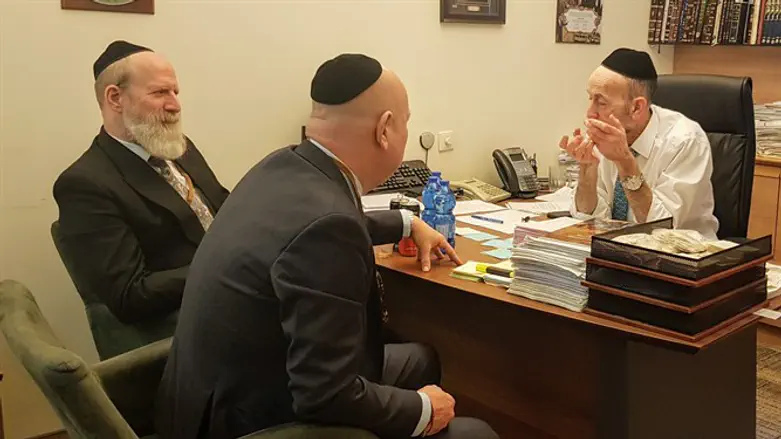 מקלב והרבנים