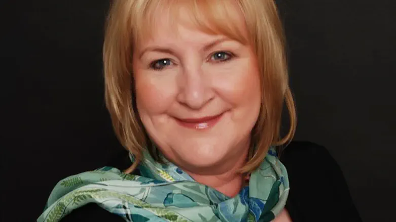 הושעתה מהמועצה. לין בויד