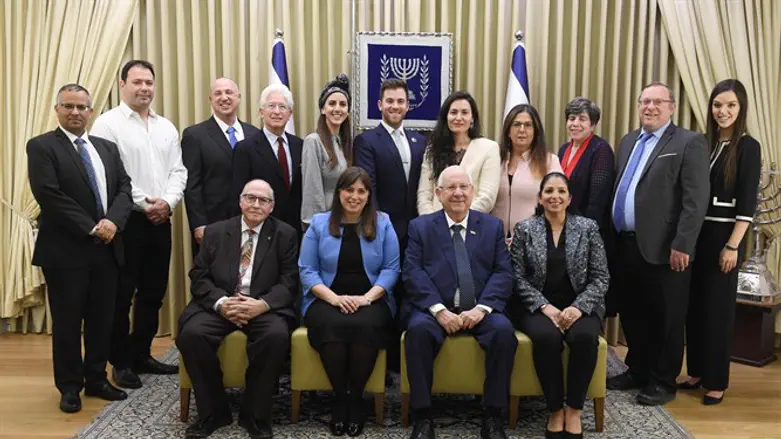 משתתפי הכינוס בבית הנשיא