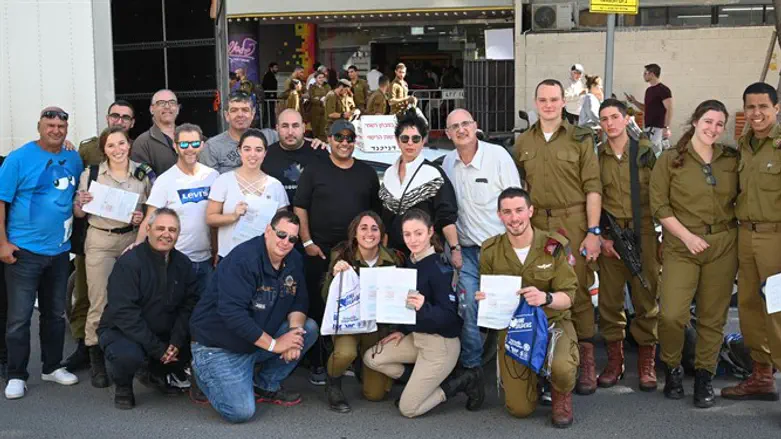 משתתפי 'יום הסידורים'