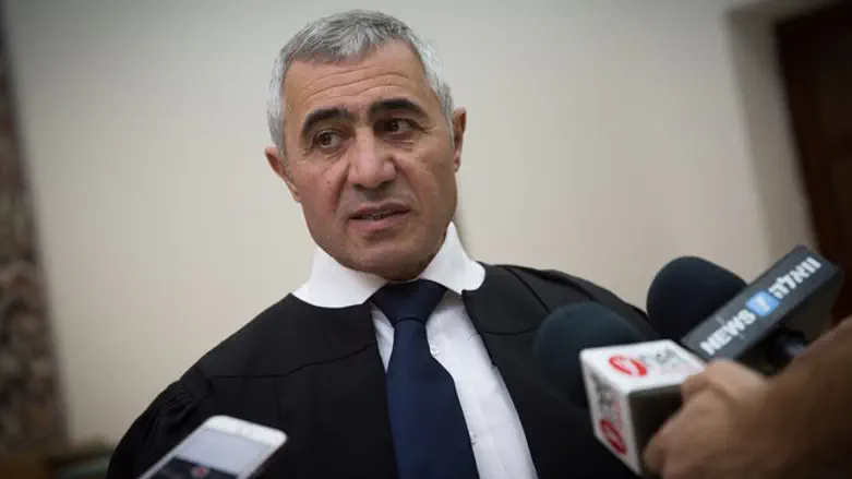 קל לזייף. עו"ד אשר אוחיון