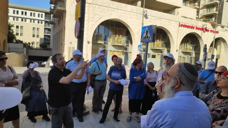 אלידע בר שאול ידריך סיור משקיעים