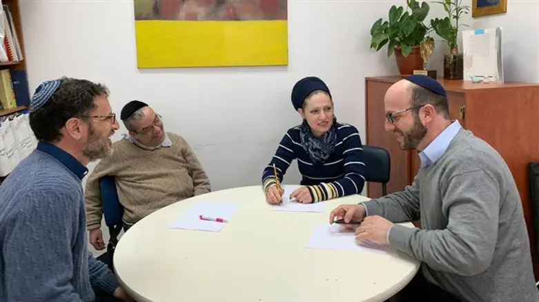 להוסיף כלים מקצועיים לרבני קהילות