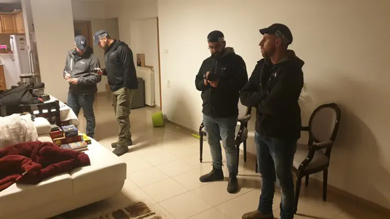 Police search Yehuda Glick's home