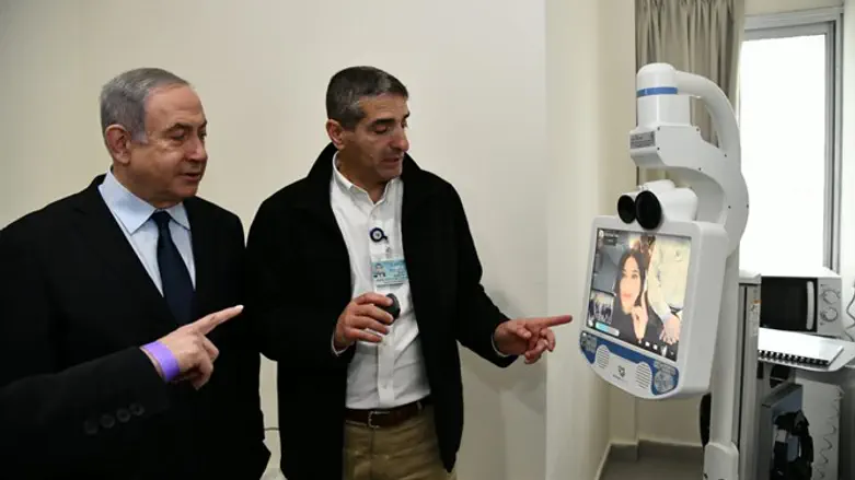 נתניהו ופרופ' קרייס