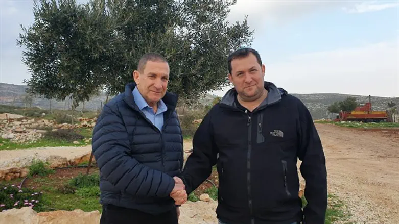 רון טל ודגן בשומרון