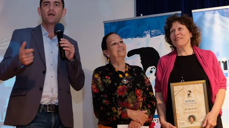 מימין: נאווה כהן, שרית גרינברג ומתן פלג