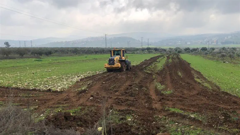 סלילת כביש עוקף חווארה