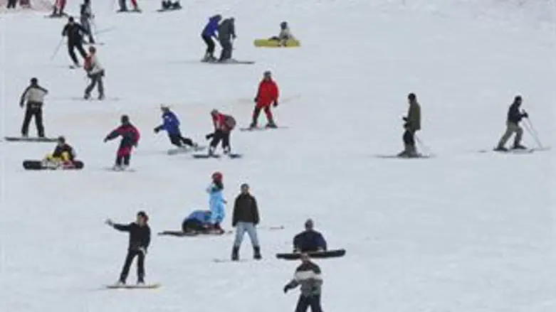 עדיין רגע בחרמון. ארכיון