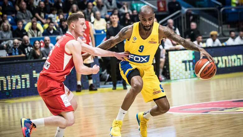 ארון ג'קסון מול גיל בני מהגליל