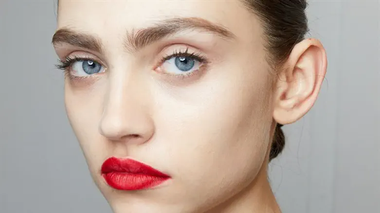 מראה גלואו גלאס סקין