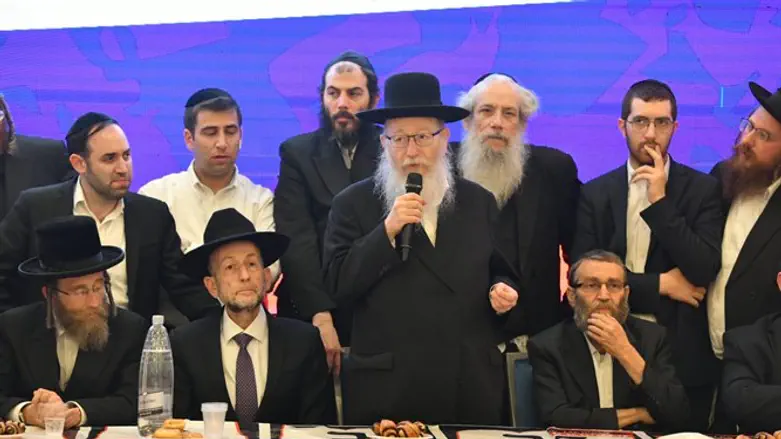 Yaakov Litzman at UTJ headquarters