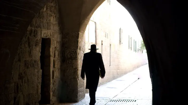 איש צדיק היה