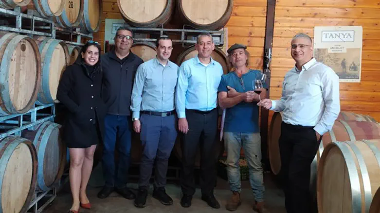 ביקב תניא בעפרה