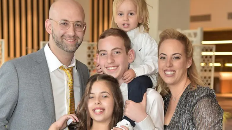 שרון, משה וילדיהם