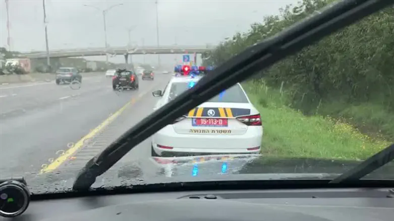 Полиция остановила колонну