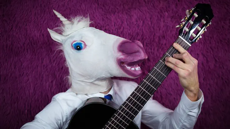 כשנמצאים בבידוד הכל יכול לקרות