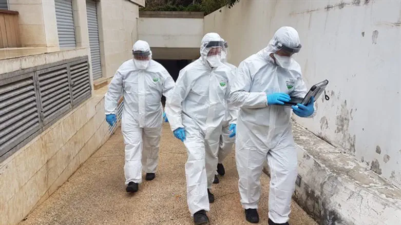 Helath Ministry inspectors enforce coronavirus restrictions