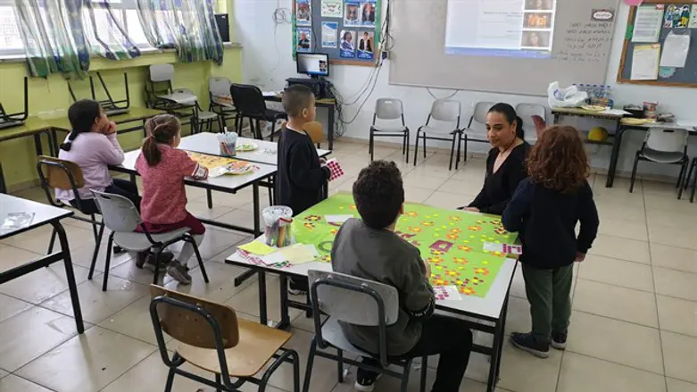 מסגרת לילדים