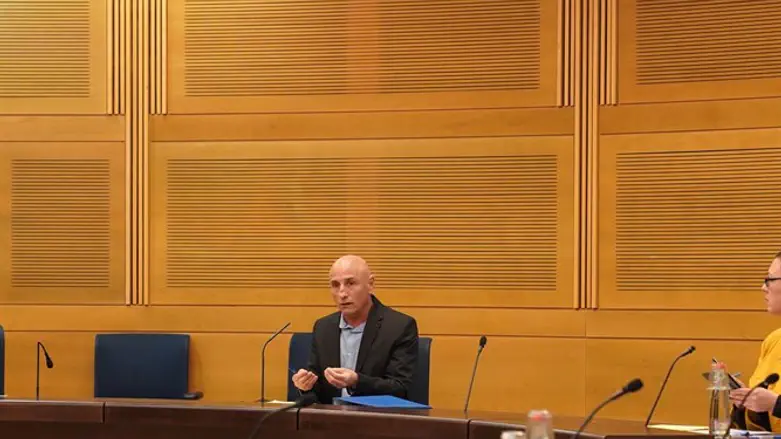 ועדת הקורונה בראשות עופר שלח