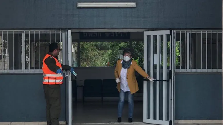 פיקוד העורף במבצע סיוע לגיל הזהב